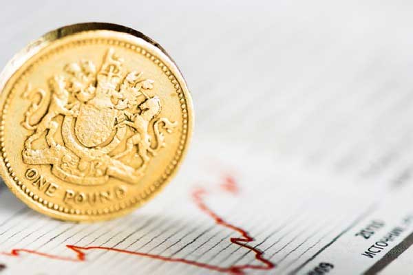 收评：沪指放量涨0.45% 军工股掀涨停潮